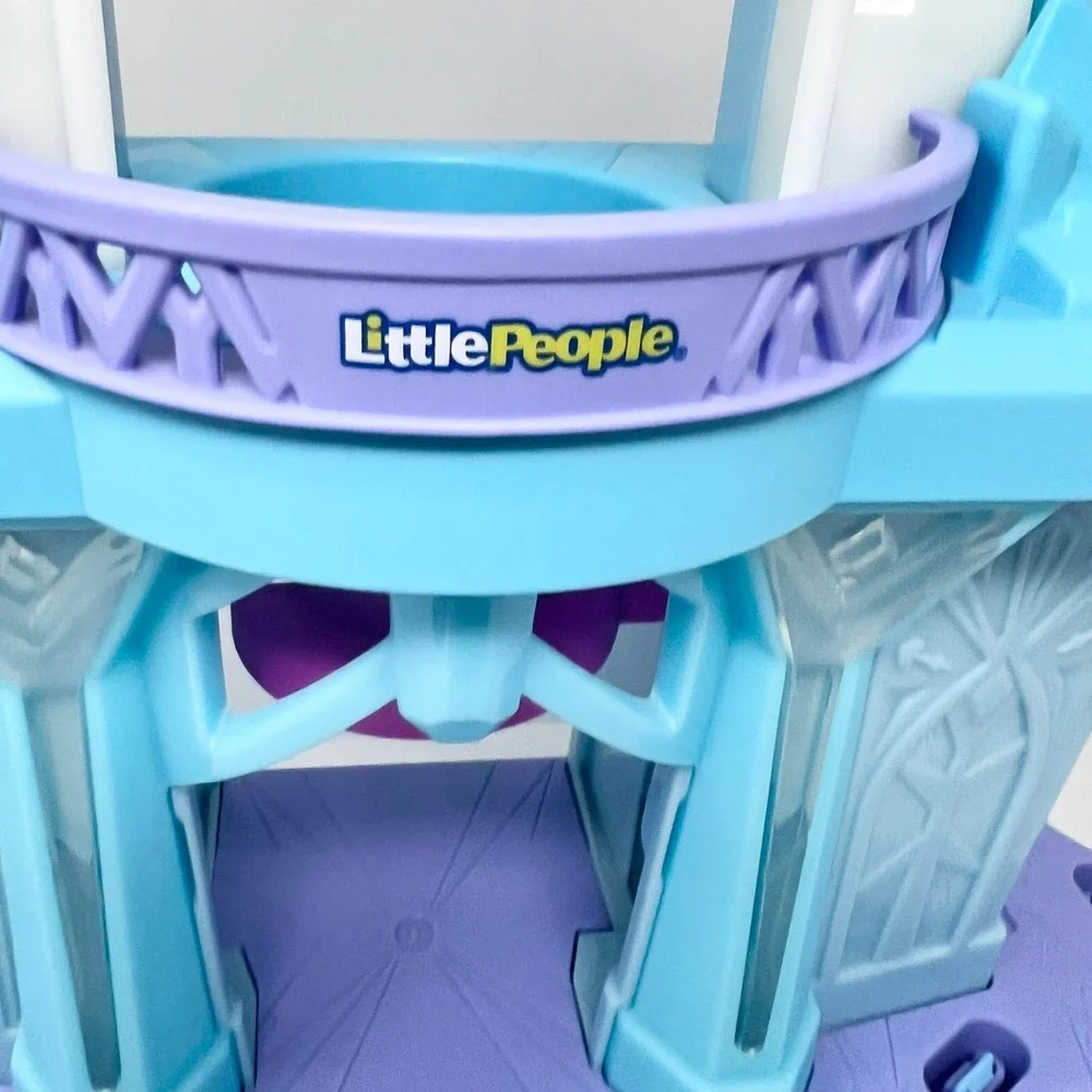 Fisher-Price‎ Little People Disney Frozen Elsa's Enchanted Lights Palace 2020